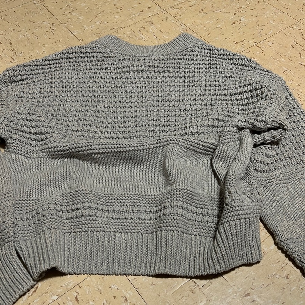 Grey crop sweater